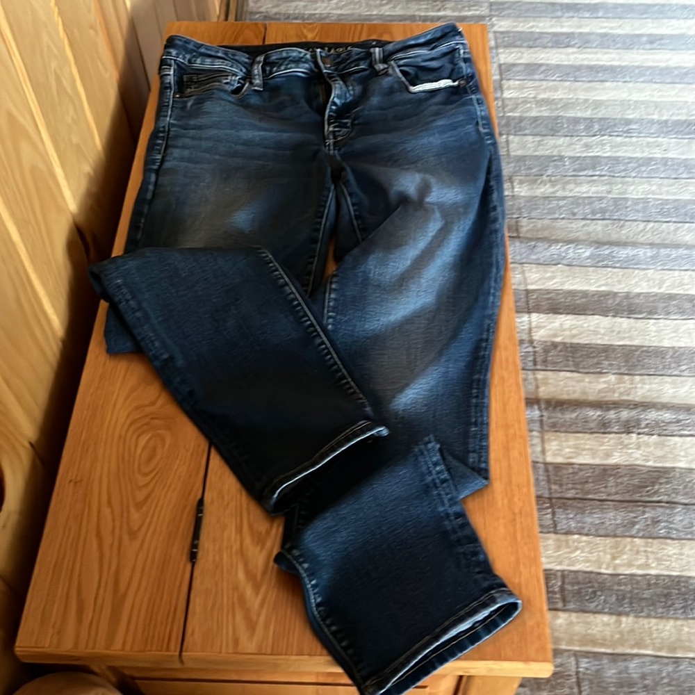 American Eagle skinny jeans